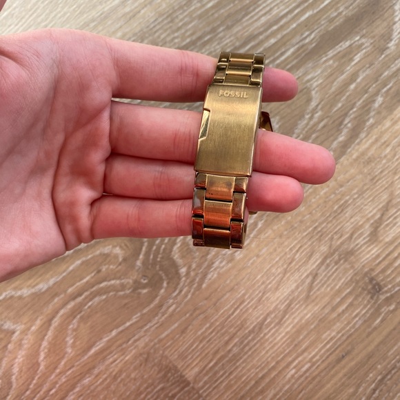 ✨ Fossil - Gold Watch - Picture 5 of 7